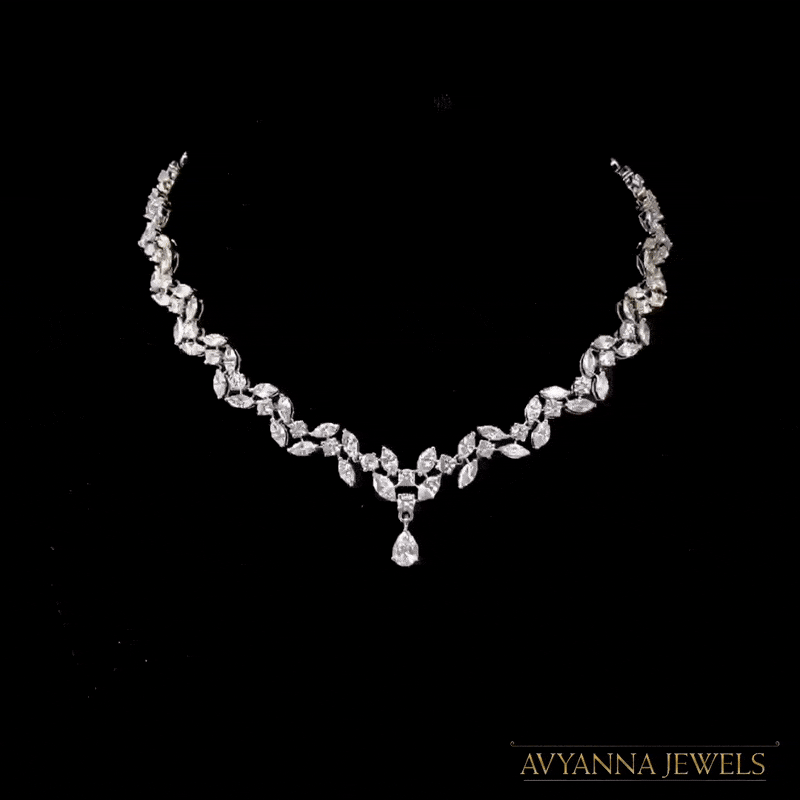 Diamond Jewellery Necklace in White Gold